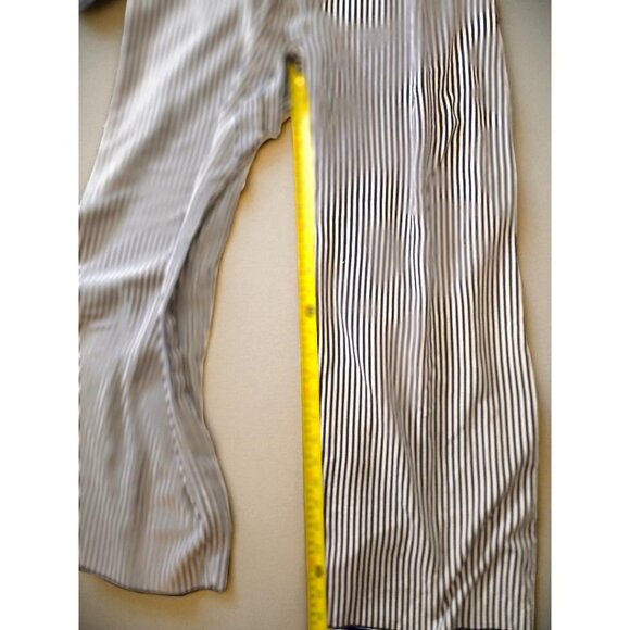See You Monday Wide Leg Striped Pants Size L–Navy & White–Paper bag Waist w/tie - Picture 8 of 8